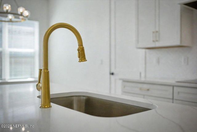 514 BARBARA Lane, Jacksonville Beach, FL 32250