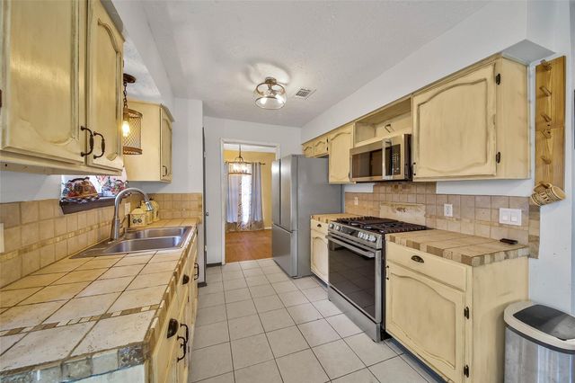 3418 Almondwood Drive, Spring, TX 77389