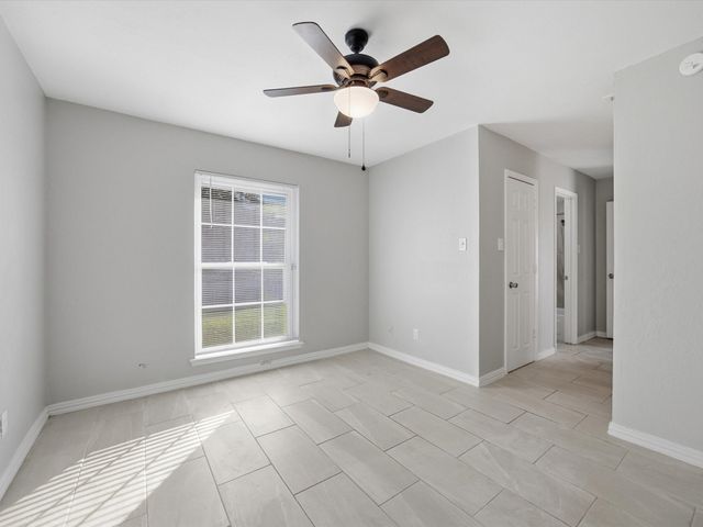 7501 Windhaven Road, North Richland Hills, TX 76182