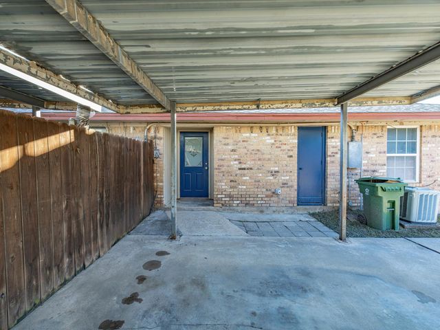 7501 Windhaven Road, North Richland Hills, TX 76182