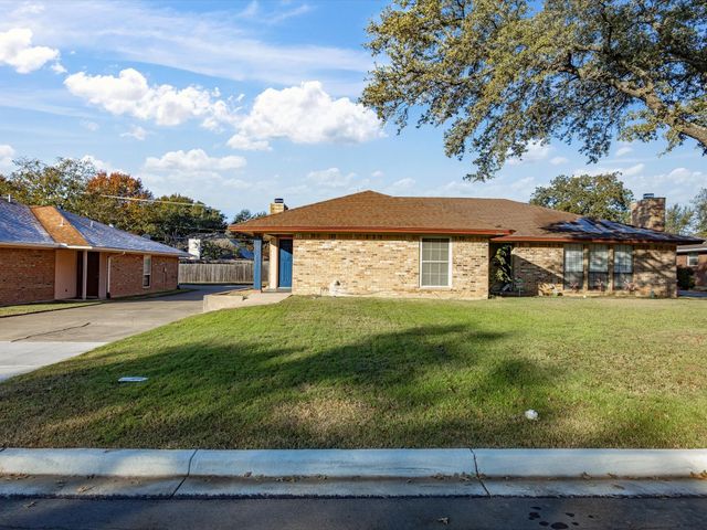 7501 Windhaven Road, North Richland Hills, TX 76182