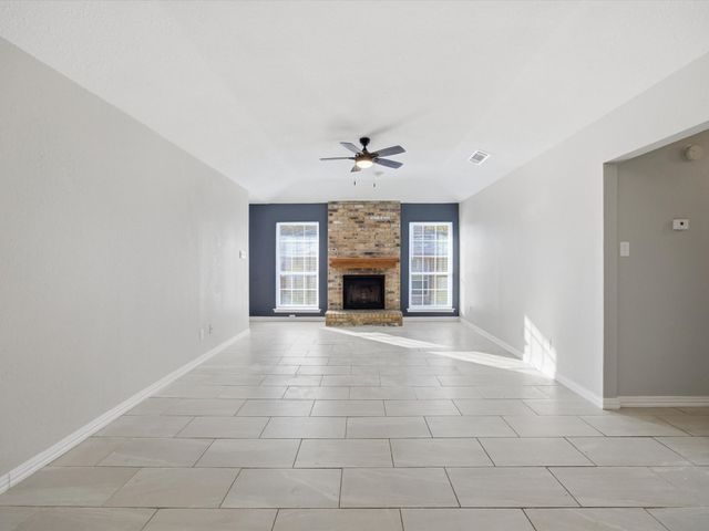 7501 Windhaven Road, North Richland Hills, TX 76182