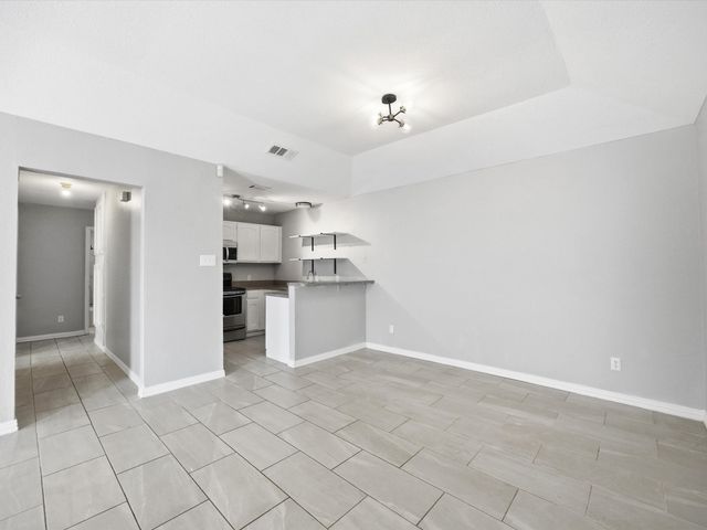 7501 Windhaven Road, North Richland Hills, TX 76182