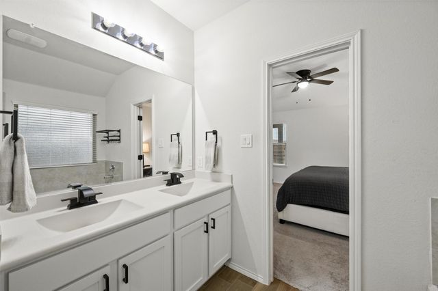 14612 Sundog Way, Fort Worth, TX 76052