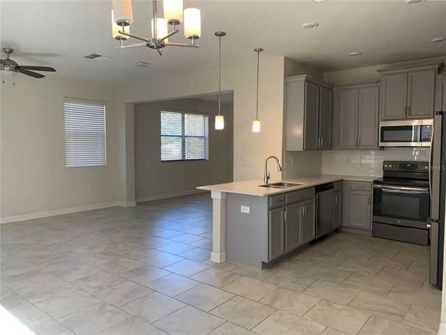 1230 SANDWEDGE STREET, Davenport, FL 33896