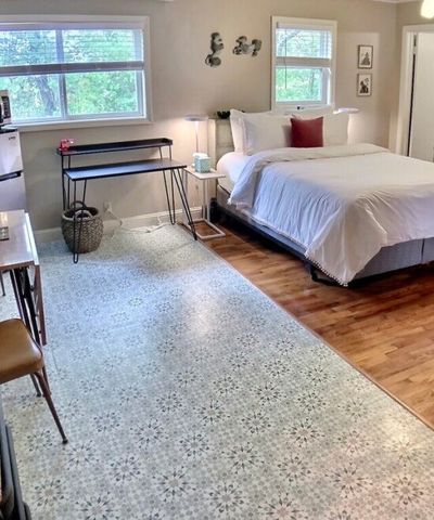 151 Van Buren, Eureka Springs, AR 72632