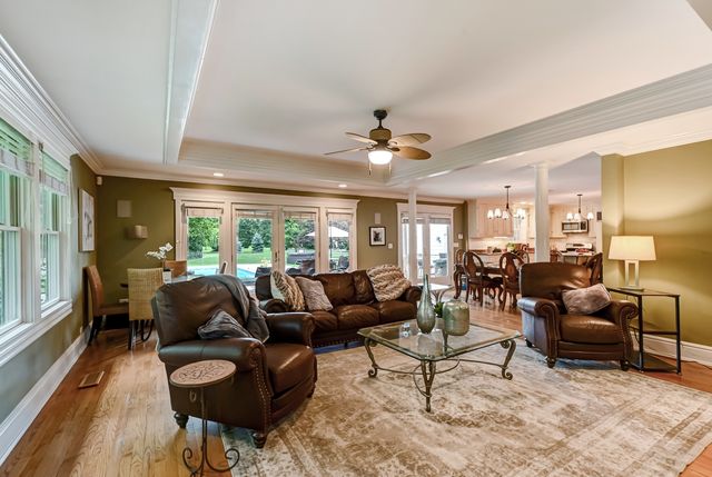 6730 S Madison Street, Willowbrook, IL 60527