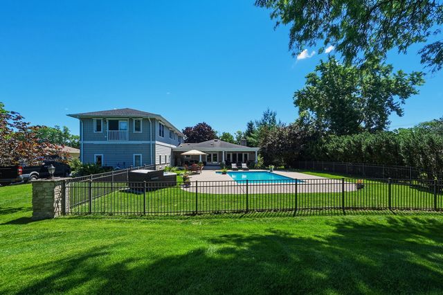 6730 S Madison Street, Willowbrook, IL 60527