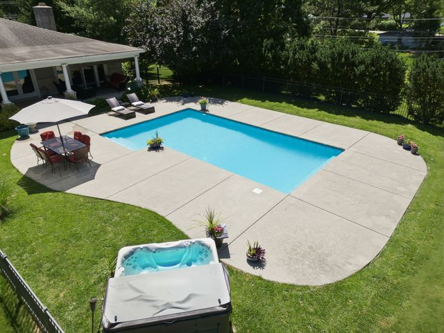 6730 S Madison Street, Willowbrook, IL 60527