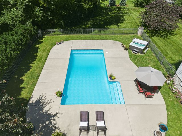 6730 S Madison Street, Willowbrook, IL 60527