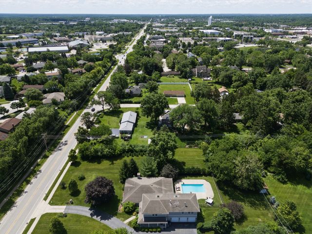 6730 S Madison Street, Willowbrook, IL 60527