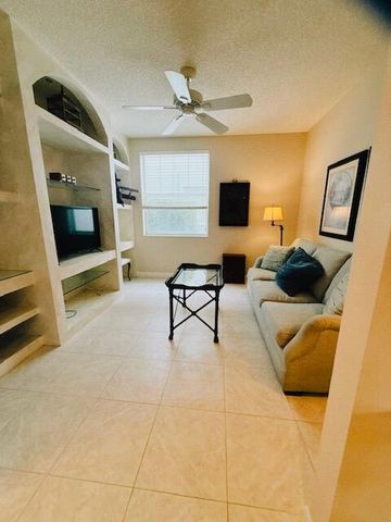 7966 LAINA Lane 1, Boynton Beach, FL 33437