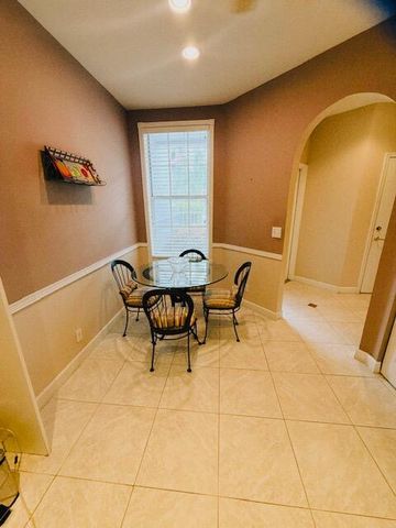 7966 LAINA Lane 1, Boynton Beach, FL 33437