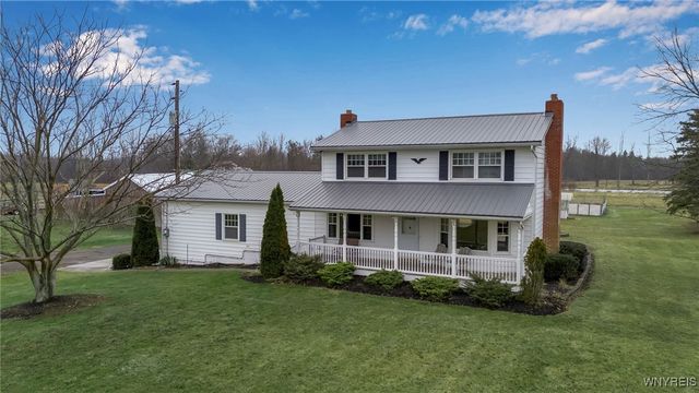 3212 Hickox Road, Hamburg, NY 14075