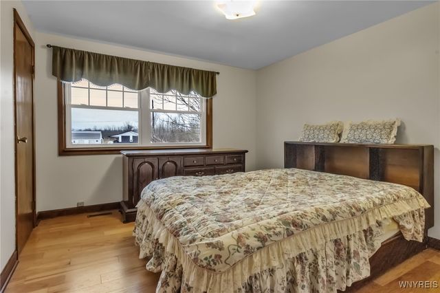 3212 Hickox Road, Hamburg, NY 14075