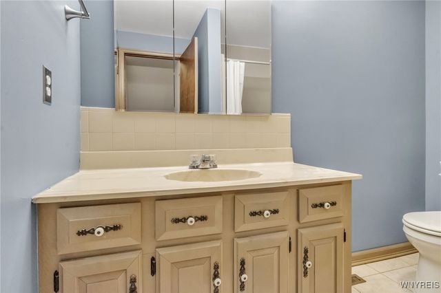 3212 Hickox Road, Hamburg, NY 14075