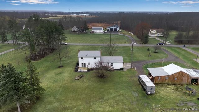 3212 Hickox Road, Hamburg, NY 14075