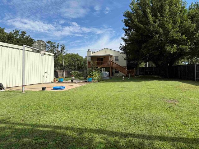 1801 W 53rd St N, Wichita, KS 67204