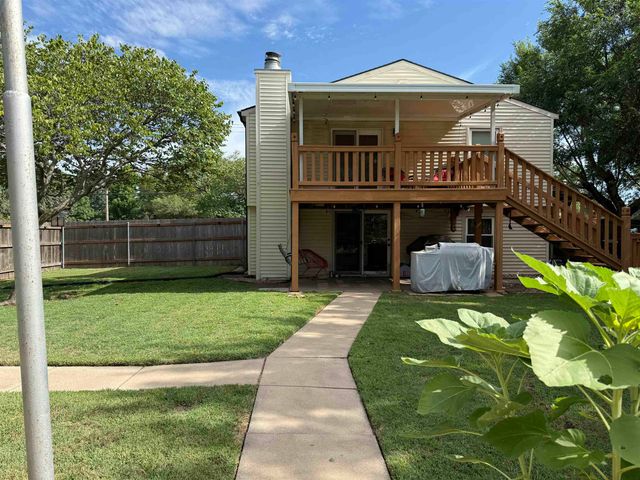 1801 W 53rd St N, Wichita, KS 67204