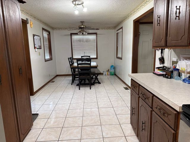 1801 W 53rd St N, Wichita, KS 67204