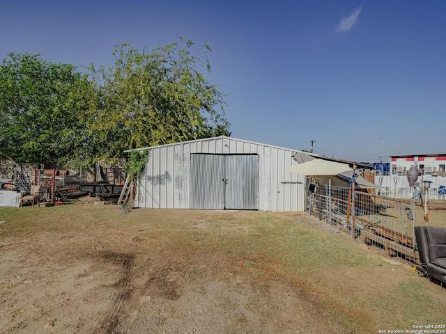 5820 S Loop 1604, San Antonio, TX 78264