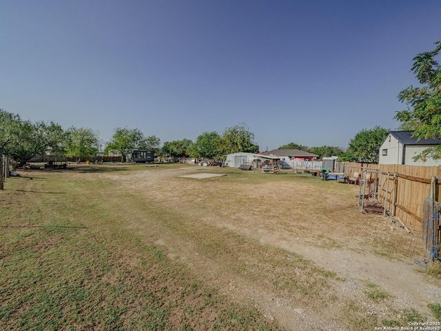 5820 S Loop 1604, San Antonio, TX 78264