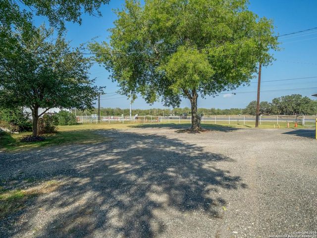 5820 S Loop 1604, San Antonio, TX 78264