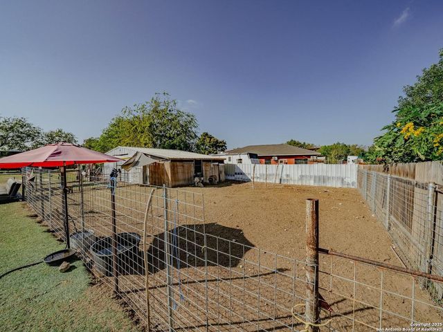 5820 S Loop 1604, San Antonio, TX 78264