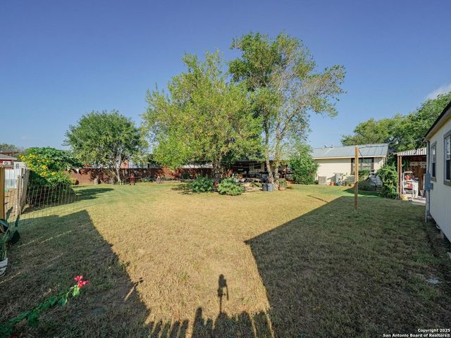 5820 S Loop 1604, San Antonio, TX 78264