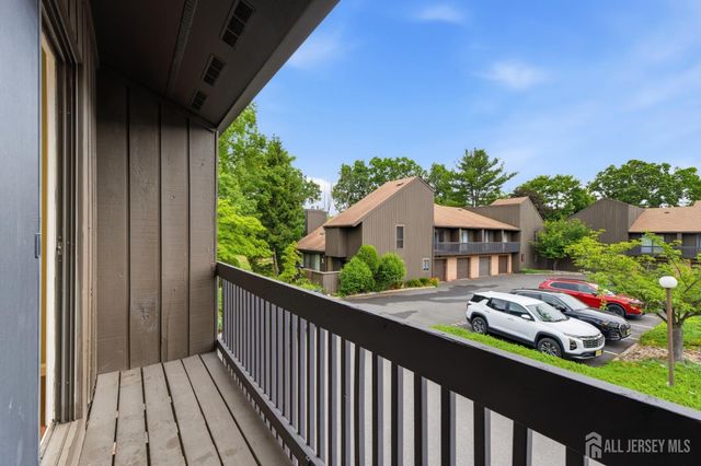 438 Westgate Drive, Edison, NJ 08820