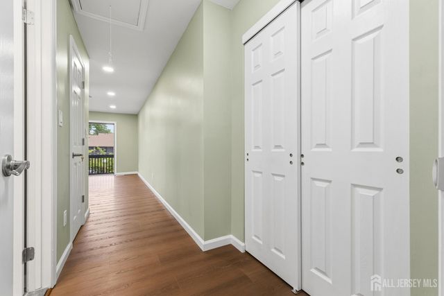 438 Westgate Drive, Edison, NJ 08820