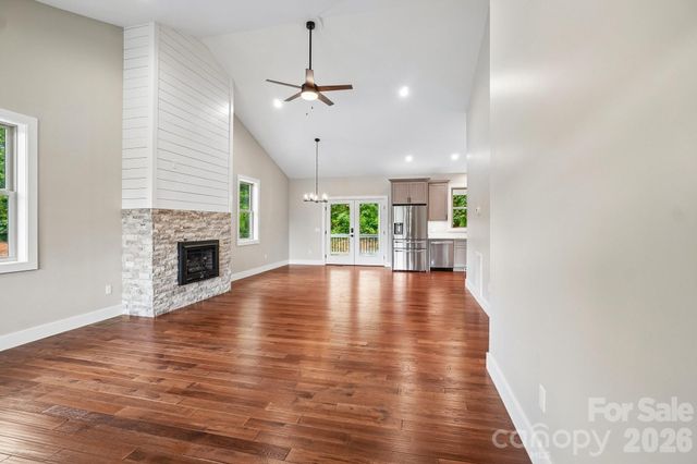 246 Appalachian Retreat None, Spruce Pine, NC 28777