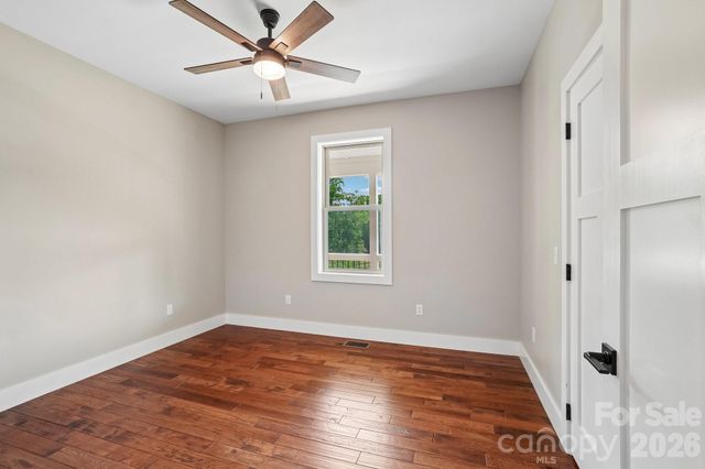 246 Appalachian Retreat None, Spruce Pine, NC 28777
