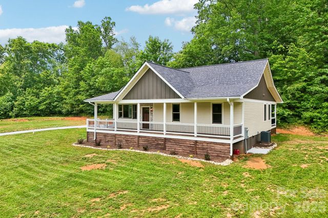 246 Appalachian Retreat None, Spruce Pine, NC 28777