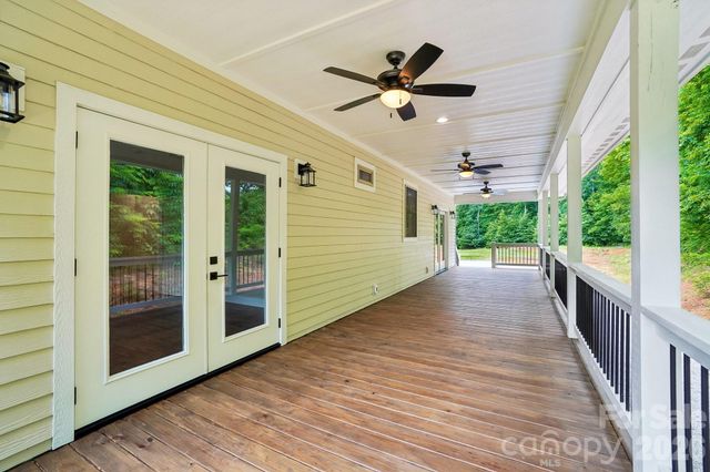 246 Appalachian Retreat None, Spruce Pine, NC 28777