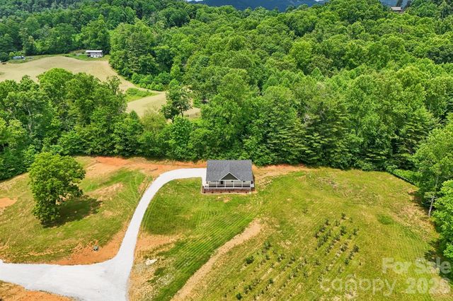 246 Appalachian Retreat None, Spruce Pine, NC 28777