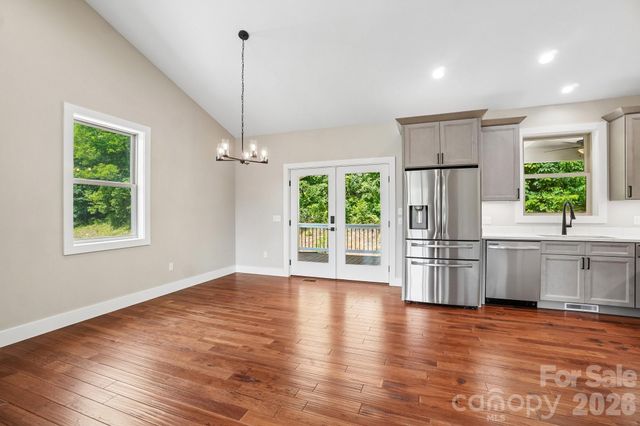 246 Appalachian Retreat None, Spruce Pine, NC 28777