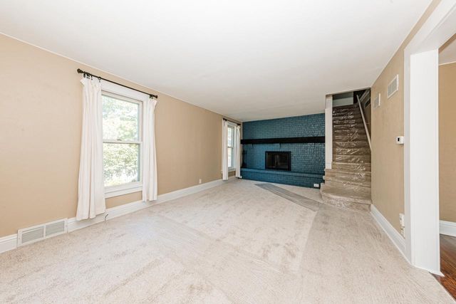 508 Merton AVENUE, Hartland, WI 53029