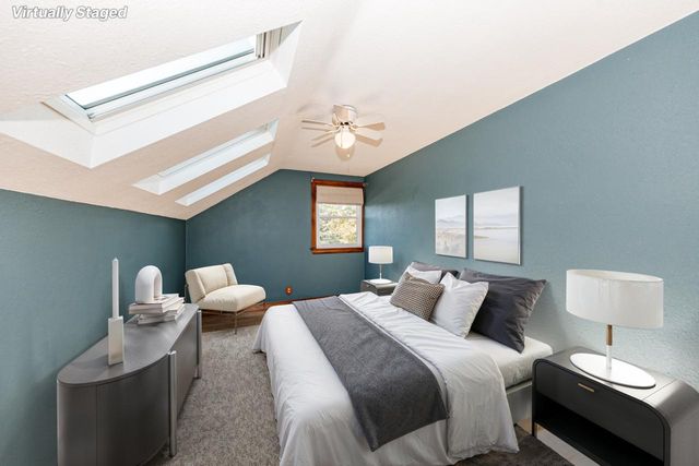 508 Merton AVENUE, Hartland, WI 53029