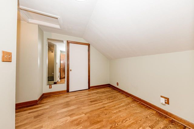 508 Merton AVENUE, Hartland, WI 53029