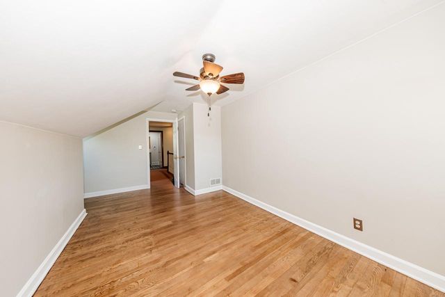 508 Merton AVENUE, Hartland, WI 53029