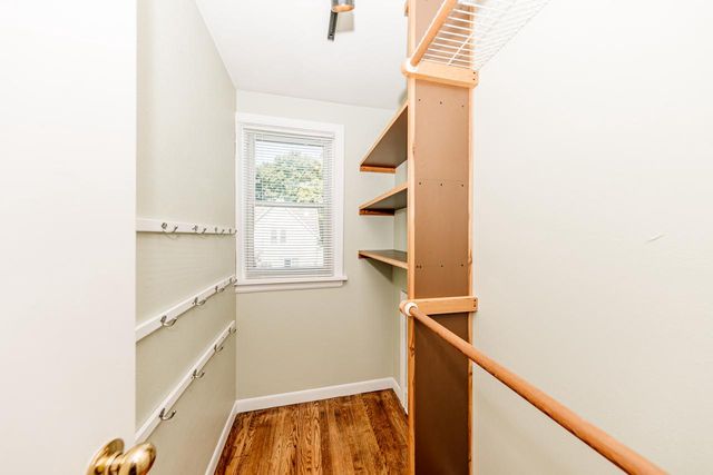 508 Merton AVENUE, Hartland, WI 53029