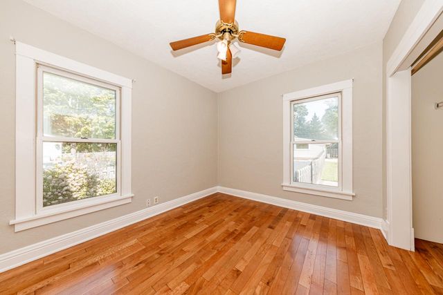 508 Merton AVENUE, Hartland, WI 53029