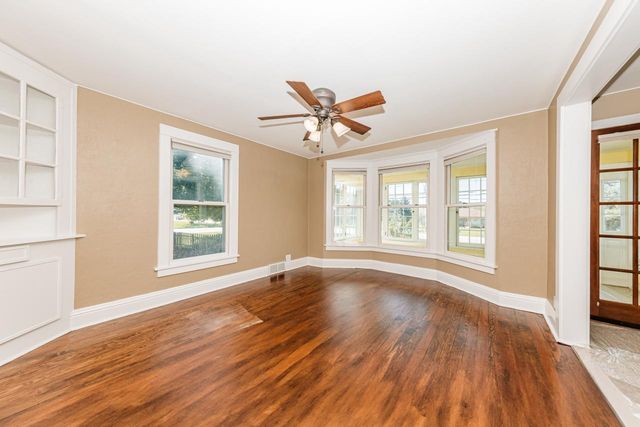 508 Merton AVENUE, Hartland, WI 53029