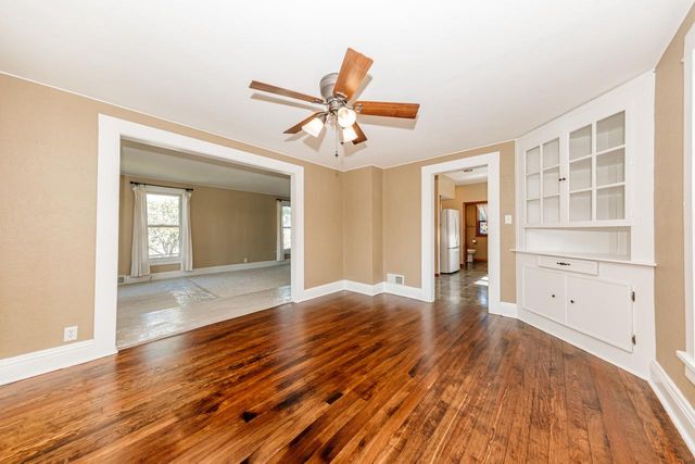 508 Merton AVENUE, Hartland, WI 53029