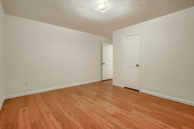 1039 Doubletree Glen Drive, Houston, TX 77073