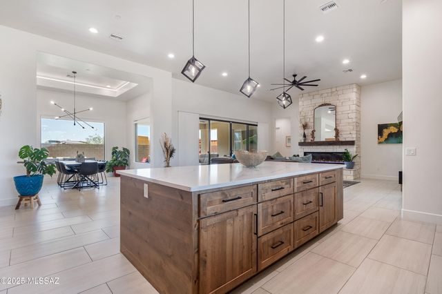 5710 W Saguaro Dream Trail, Tucson, AZ 85742
