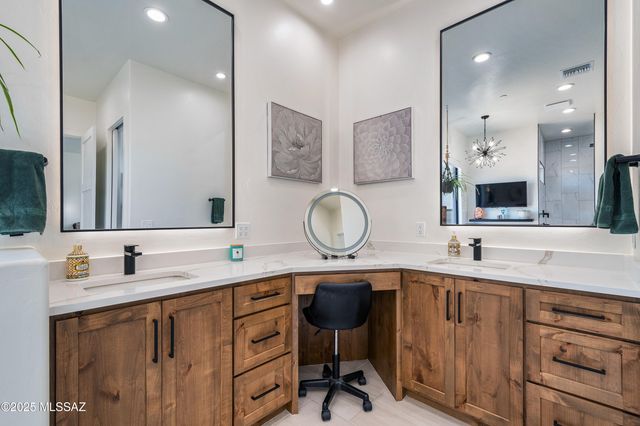 5710 W Saguaro Dream Trail, Tucson, AZ 85742