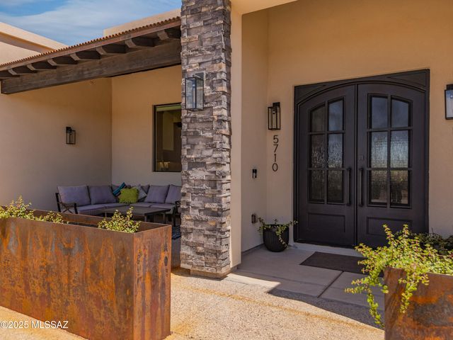 5710 W Saguaro Dream Trail, Tucson, AZ 85742