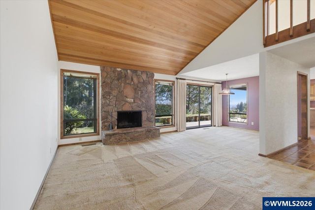 445 Greenacre Dr NW, Salem, OR 97304